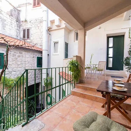 Seafront With Furnished Sun Terrace, Close To The * Kaštela