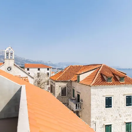 Seafront With Furnished Sun Terrace, Close To The * Kastela